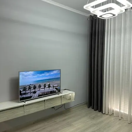 Modern Near The Apartment *