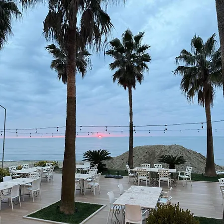 Διαμέρισμα Modern Near The *