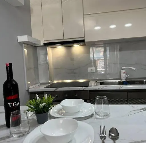 Apartment Modern Near The *